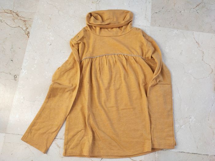 Lot tee-shirts col roulé T.5A - photo numéro 2