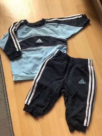 Ensemble adidas