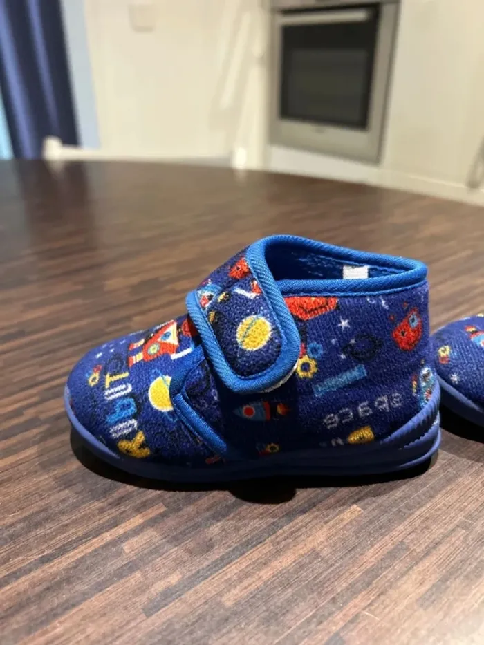 Chaussons à scratch enfant garcon thème robot espace taille 23 - photo numéro 7