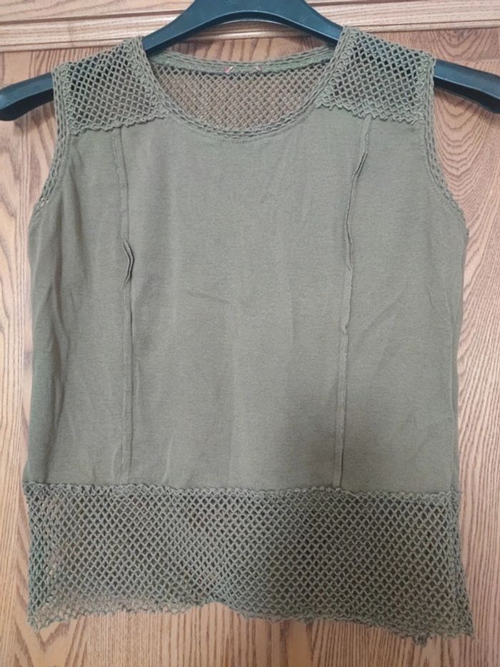 Haut taille 38
