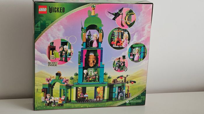 LEGO Wicked 75684 Bienvenue à Emerald City - photo numéro 2
