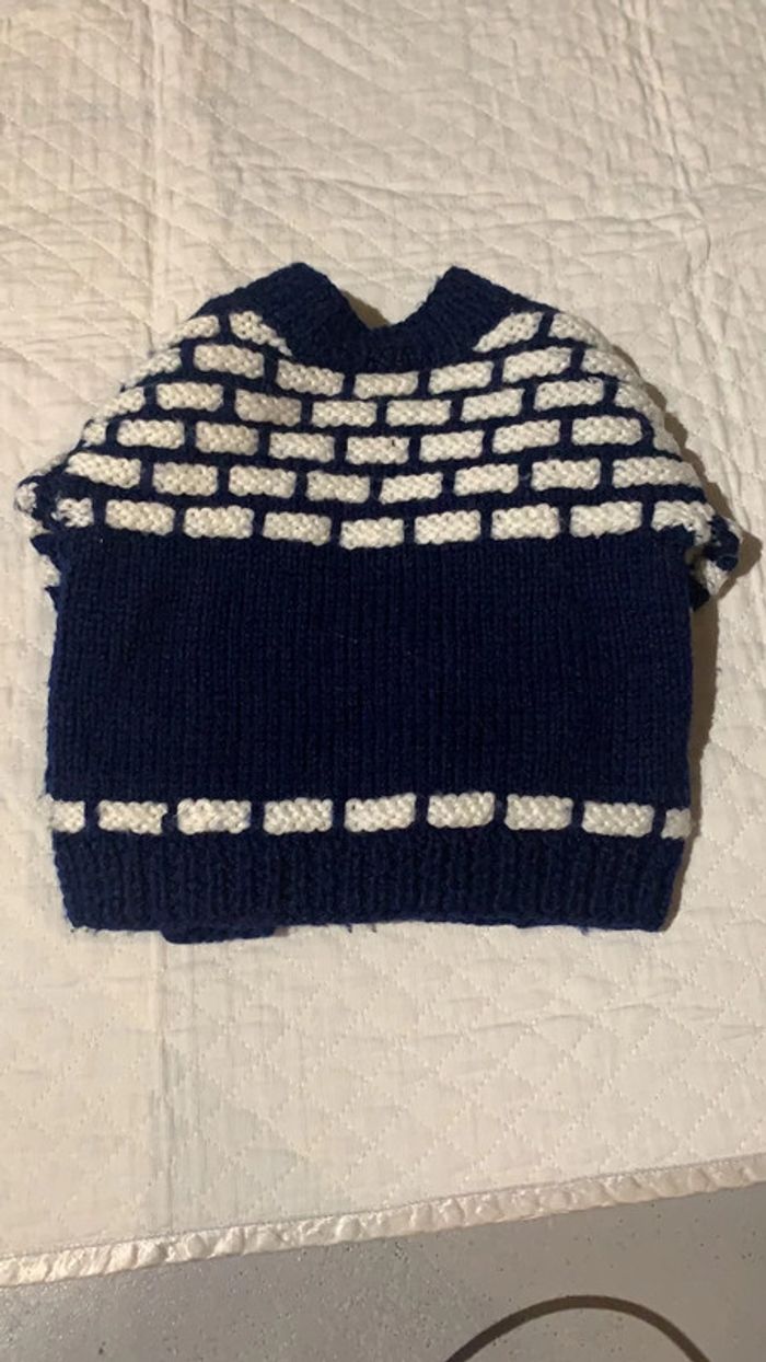 Pull bébé fait main - photo numéro 4