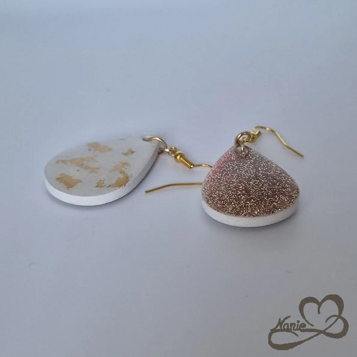 Tâches dorées - photo numéro 3