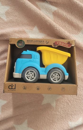 Camion benne,  marque TRUCK,  bioplastique,  Neuf