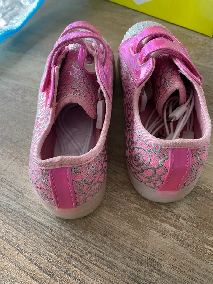 Chaussures baskets fille lumineuses taille 36 - photo numéro 3