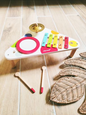 🎶Table/plateau d'éveil musicale multi activités en bois marque Janod