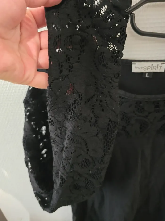 Pull fin à dentelle - photo numéro 3