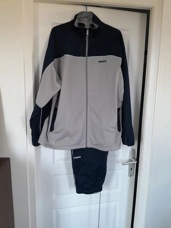 jogging vintage nike taille L