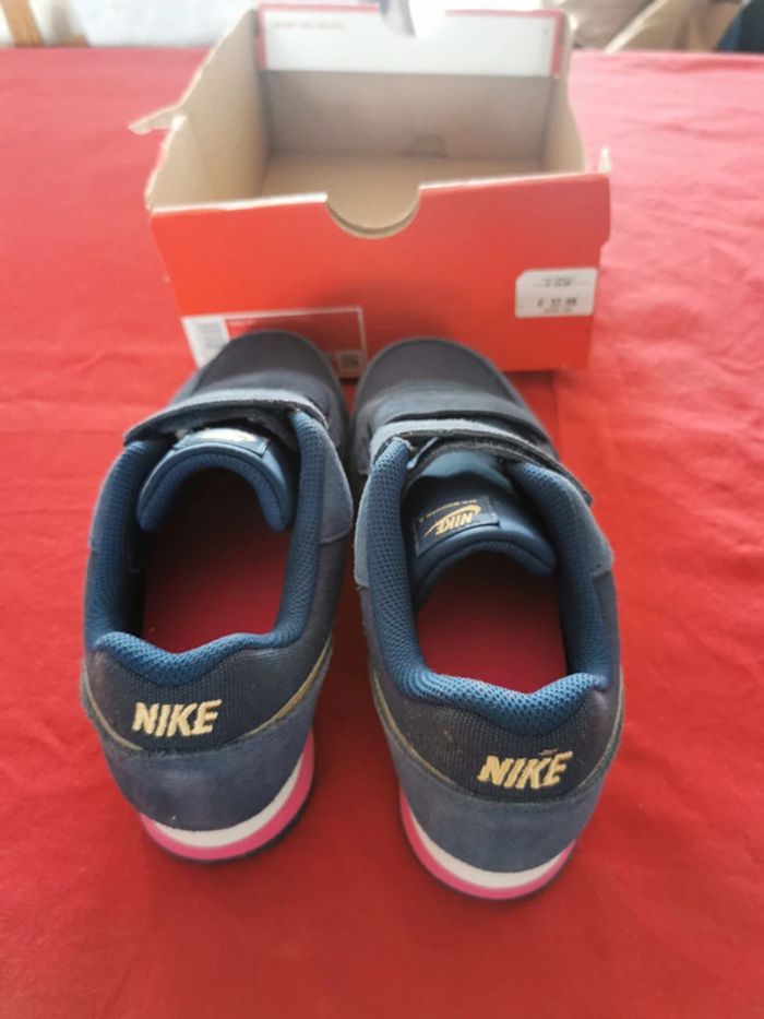 Basket nike md runner 2 bleu daim et jean neuve - photo numéro 2