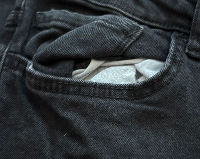 Jeans noir - photo numéro 3