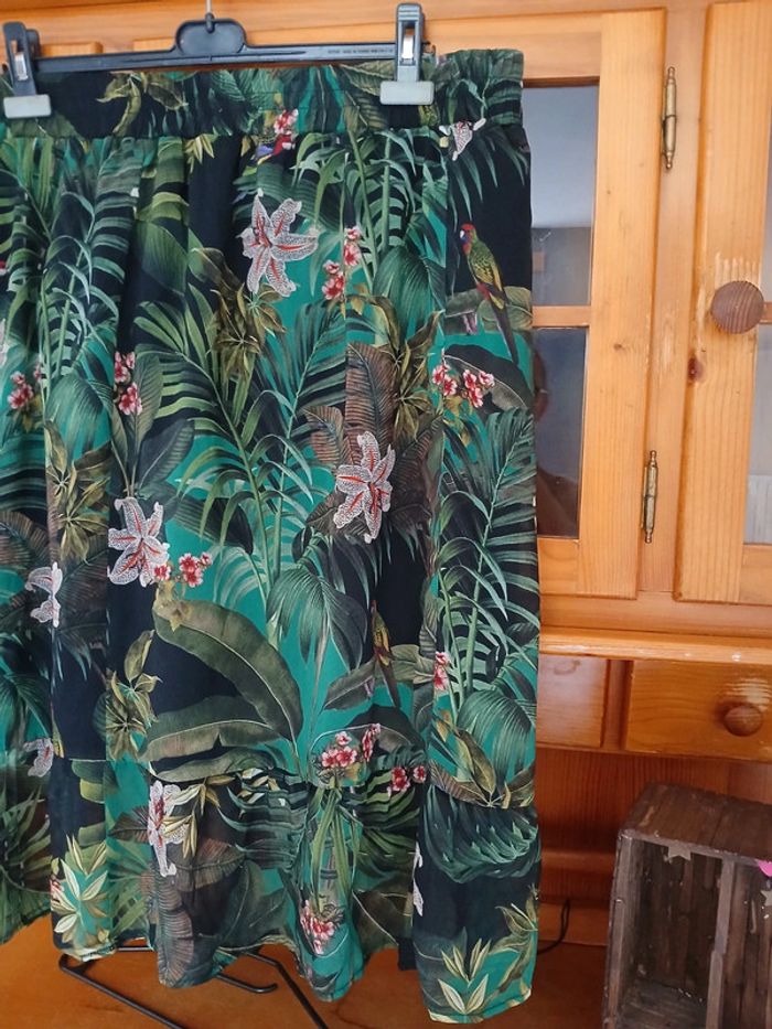 Jupe imprimée tropical Taille 52 - photo numéro 2