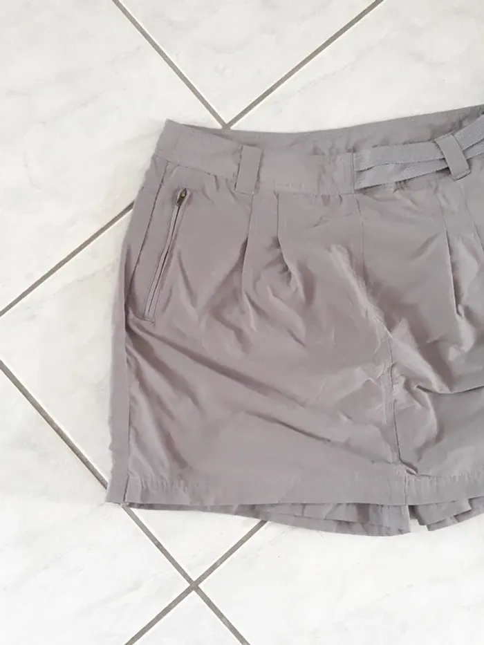 Jupe short 42 - photo numéro 2