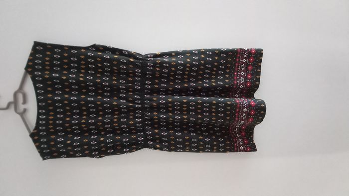 robe. - photo numéro 2