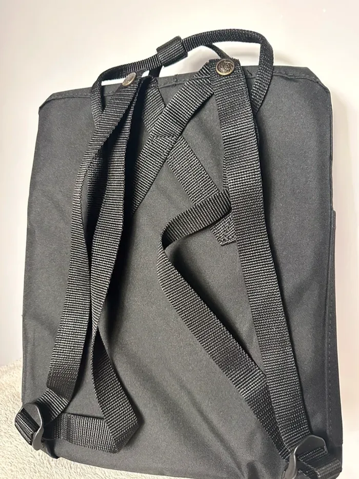 Sac à dos noir fjällraven. - photo numéro 3