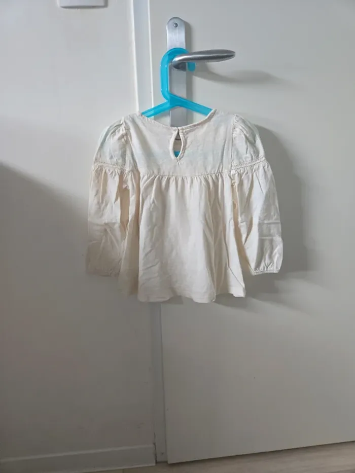 Blouse fille taille 4ans kiabi - photo numéro 2