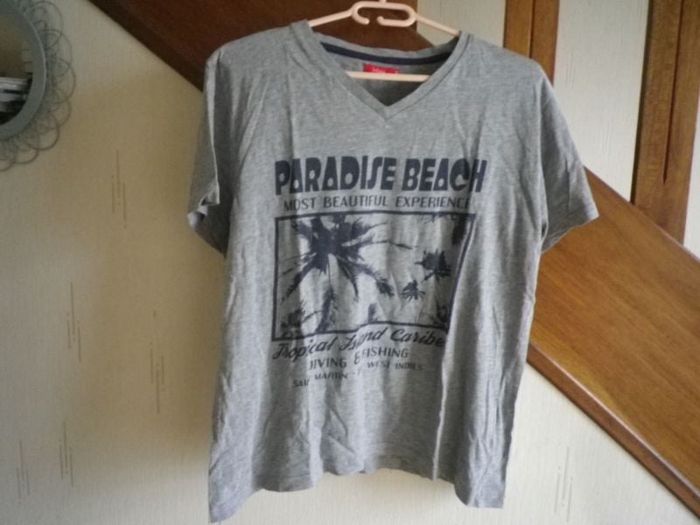 TE  SHIRT