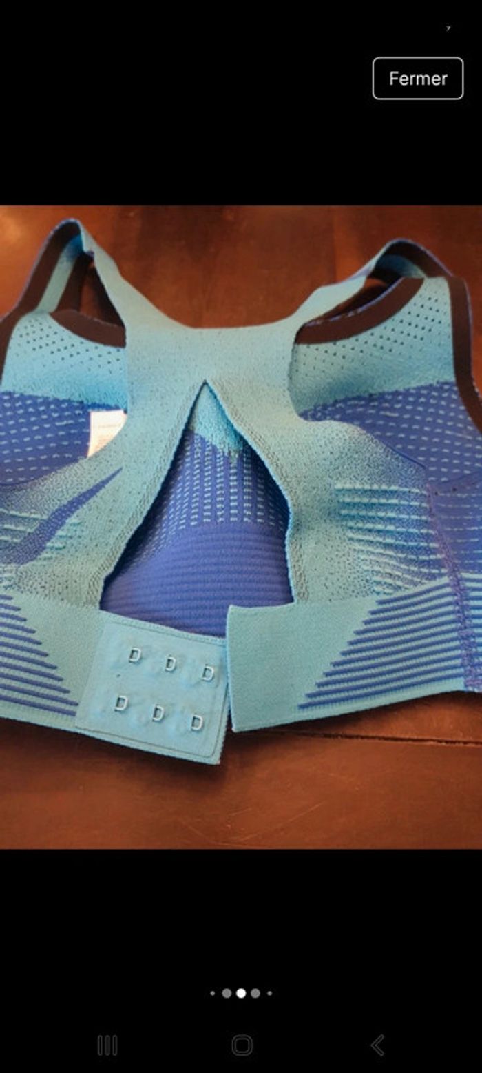 Brassière de sport Nike bleu/tourquoise taille XS - photo numéro 12