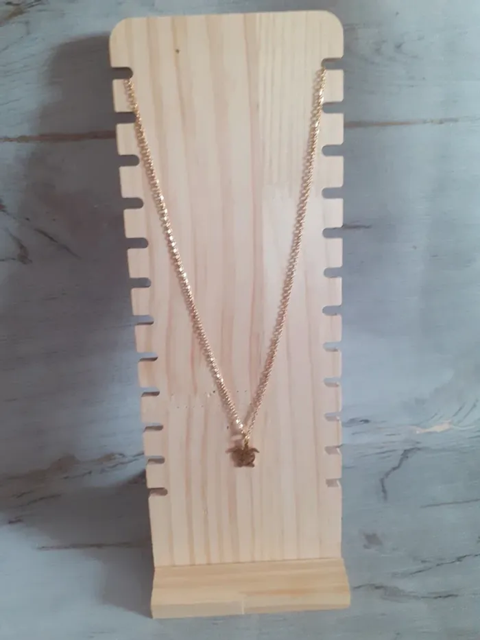 Collier tortue dorée