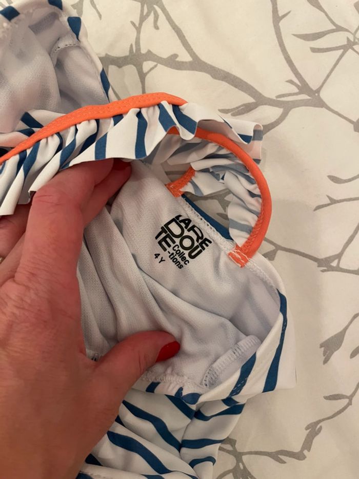 Maillot de bain 1 pièce en 4 ans - photo numéro 3