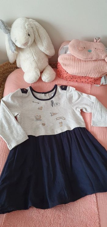 Robe Ikks taille 18 mois