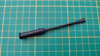 Axe échappement pièce détachée miniature Mercedes Benz SSK 1928 1/18 burago BBurago #B69