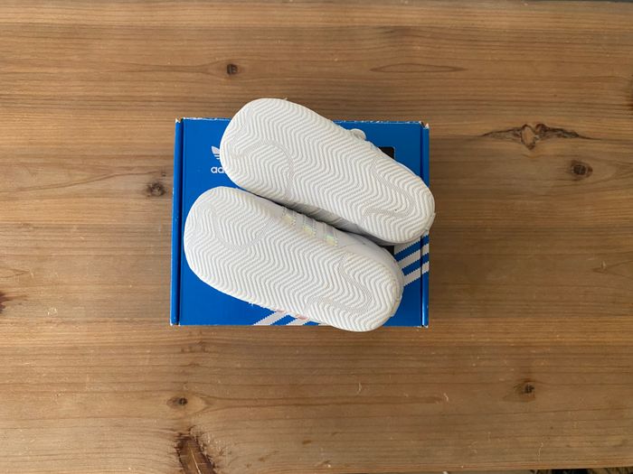 Basket SUPERSTAR CRIB fille pointure 19 Adidas - photo numéro 5