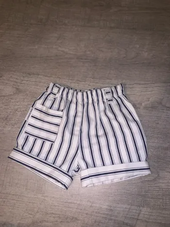 Short taille 12 mois