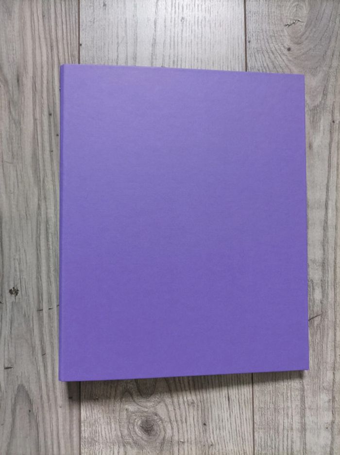 Grand classeur Exacompta violet neuf