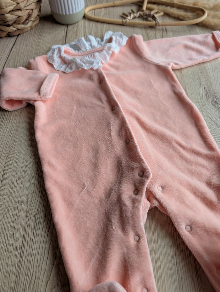 🌸 pyjama 3 mois - photo numéro 2