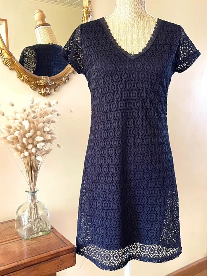 Robe en Dentelle Noire – Juicy Pear – Taille M - photo numéro 2