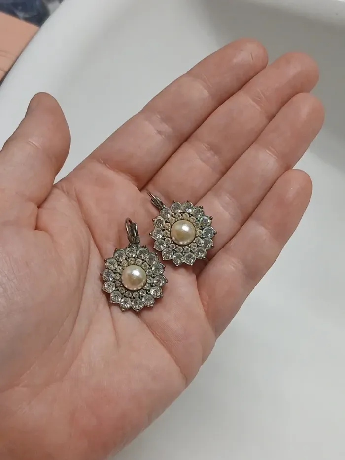 Boucle d oreille perle et strass - photo numéro 3