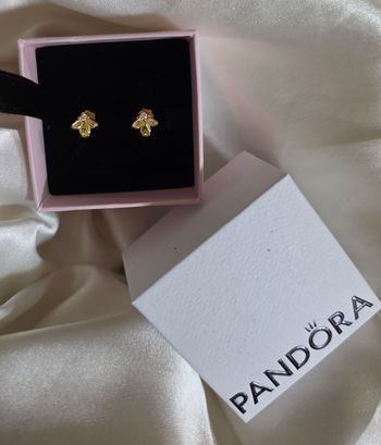 Boucles d'oreilles abeille pandora