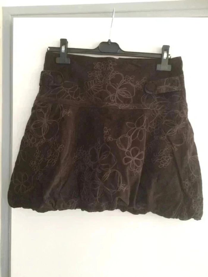 Jupe en velours marron 40
