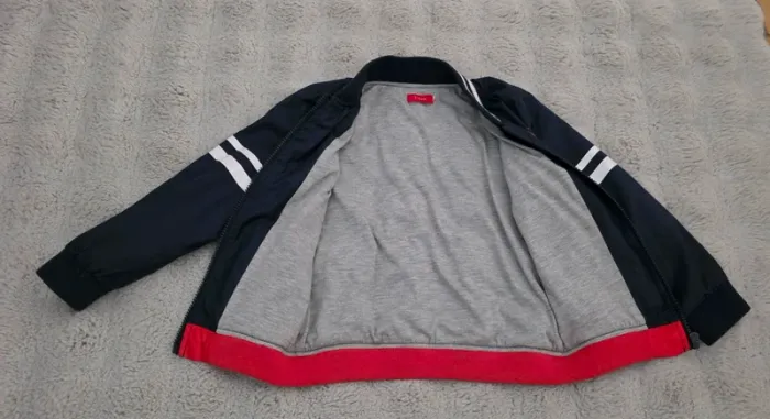 Veste 6ans - photo numéro 2