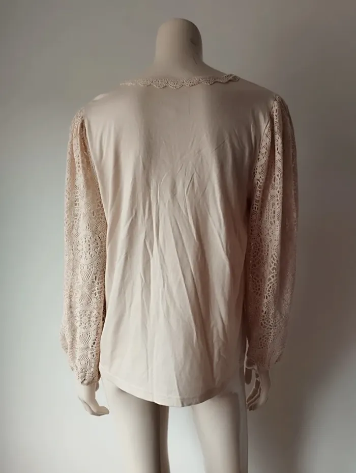 Blouse crème Blancheporte 42/44  manches en "dentelle" - photo numéro 4