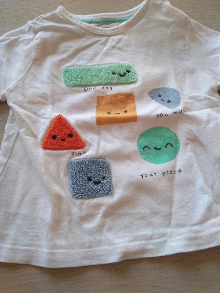 Tee-shirt blanc formes géométriques 9 mois - photo numéro 2