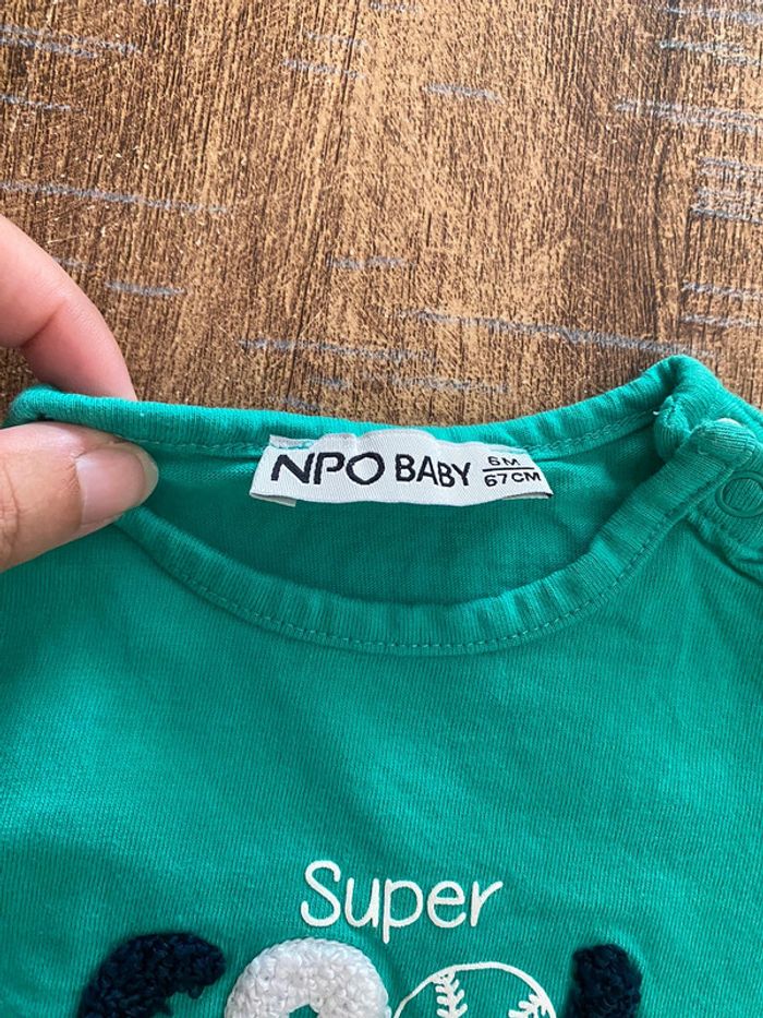 T-shirt manches longues NPO baby taille 6 mois - photo numéro 2