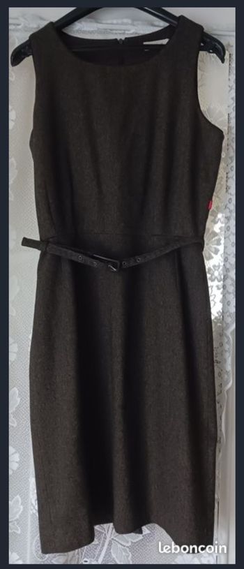 Robe Vacknox, marron