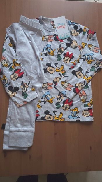 (Neuf non porté) 😍 pyjama 2 pièces 36mois 🤩