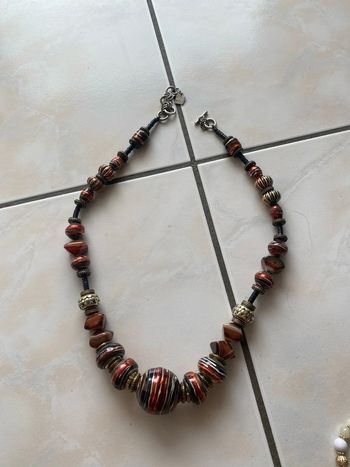 Collier recto verso