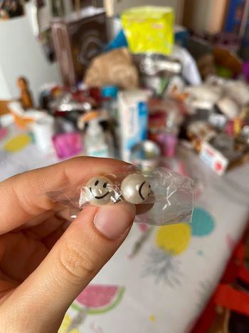 Boucles d’oreilles.