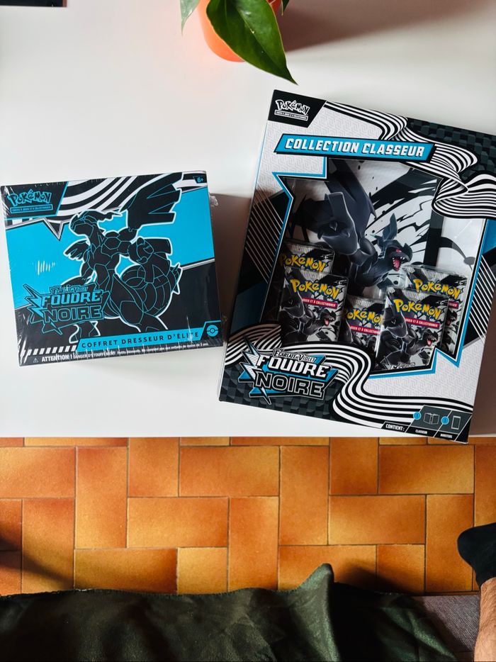 Etb ev10.5 + coffret classeur Foudre Noire Lot