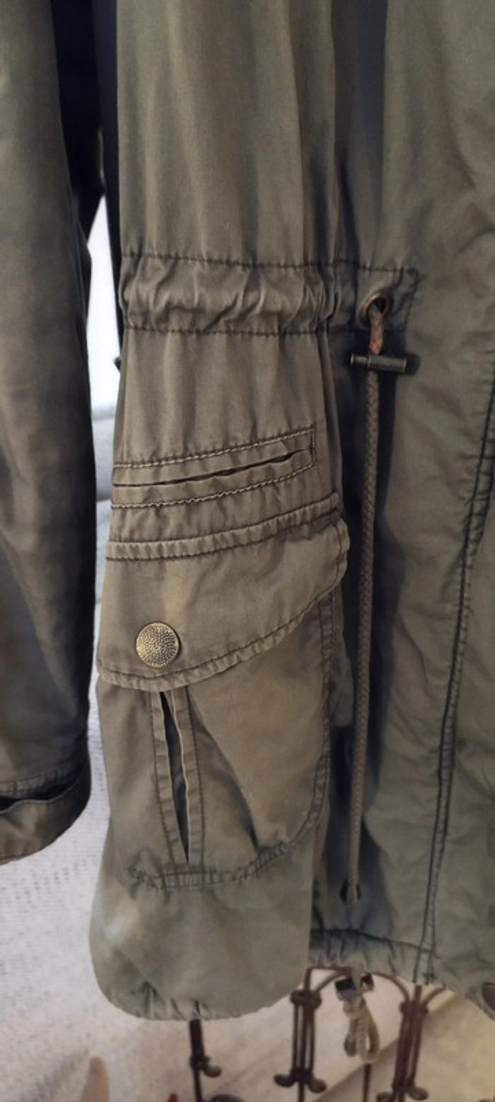 Manteau, parka avec capuche fourrure. Pinkie. Très bon état - photo numéro 13