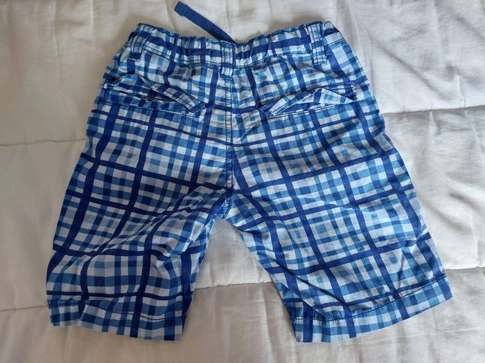 Short garçon taille 3-4ans - photo numéro 2