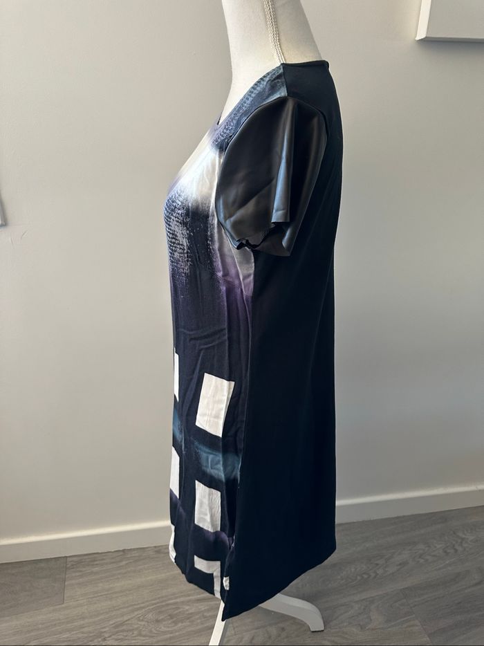 Robe bariolée bleue marine blanche et noire Miss Captain T40 L - photo numéro 4