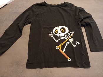 Haut noir squelette garçon 4 ans