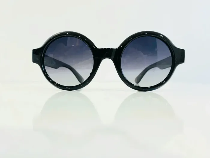 Lunette de soleil mixte ronde noire Polarisée bras léopard UV protection catégorie 3 - photo numéro 2