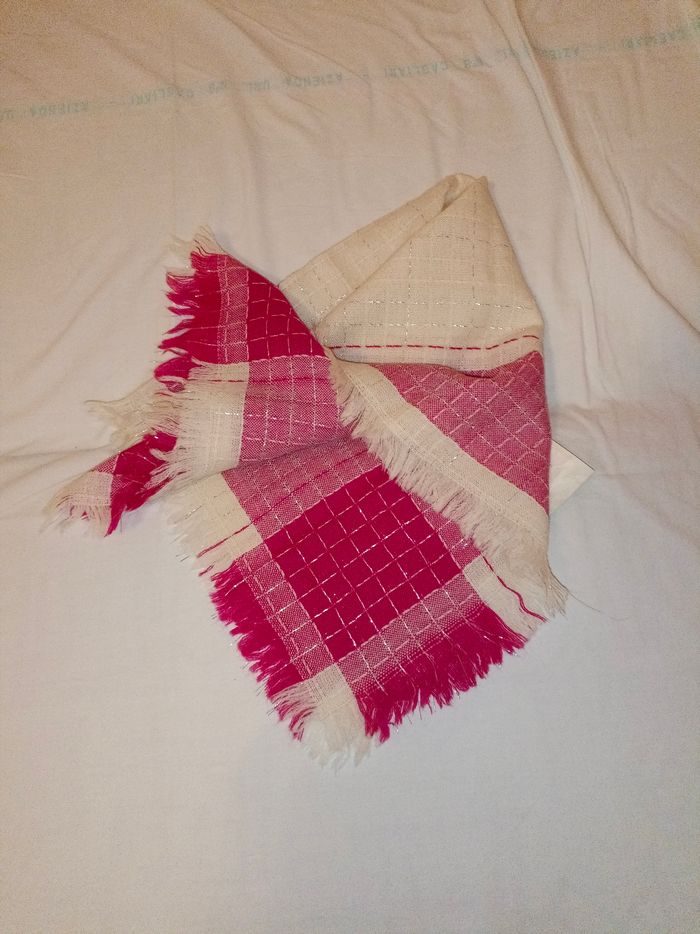 Foulard carré,pure laine, vintage URSS - photo numéro 10