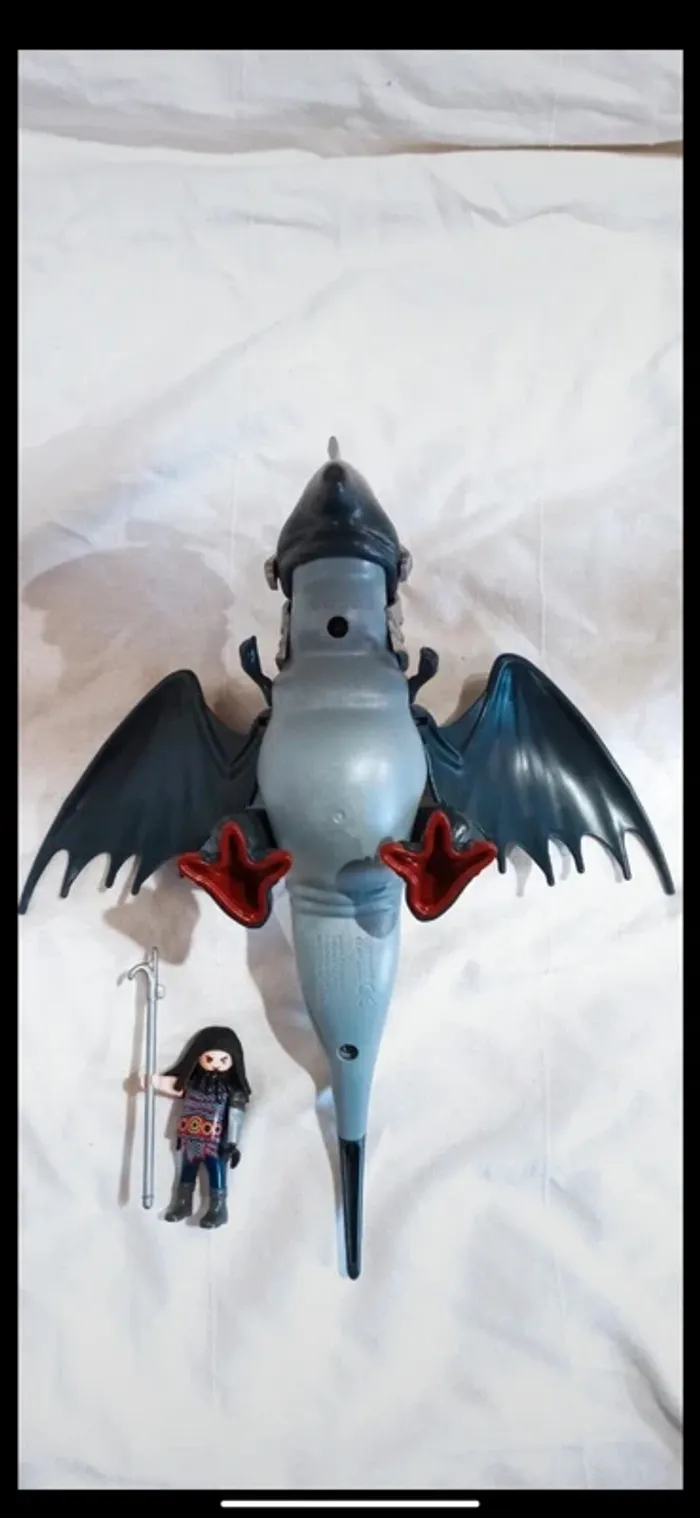 Dragon de combat avec armure sur la tête et homme viking playmobil - photo numéro 8