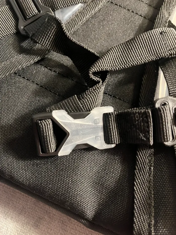Sac à dos Nike Elite couleur Black/Gold Swoosh – 33L - photo numéro 5